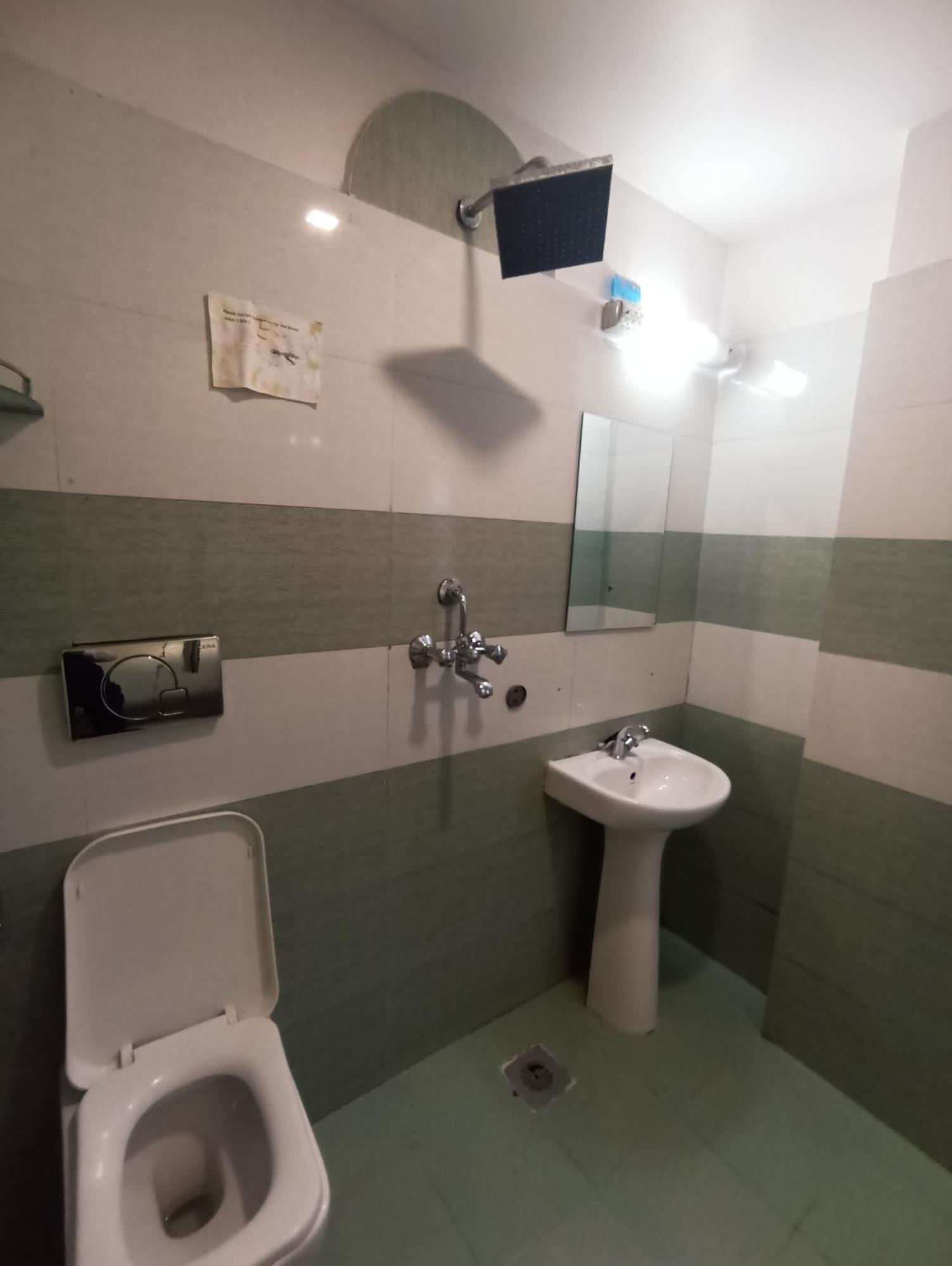 Hotel Prakash International Hetauda Bilik gambar